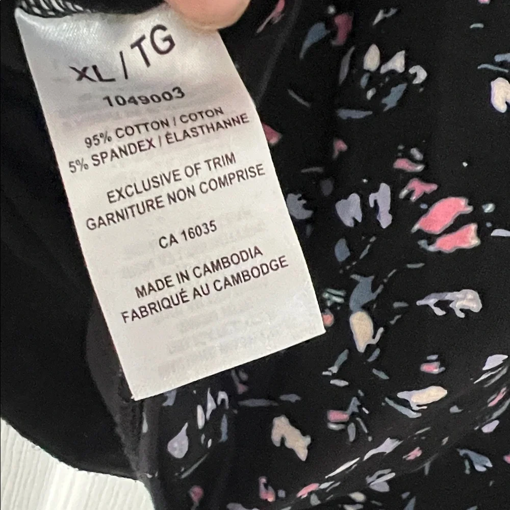 4/$20 Nicole Miller Black Blouse with Pink and Blue Floral Pattern - Picture 4 of 4